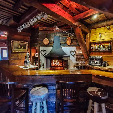 Chez Bear Bed & Breakfast Briançon